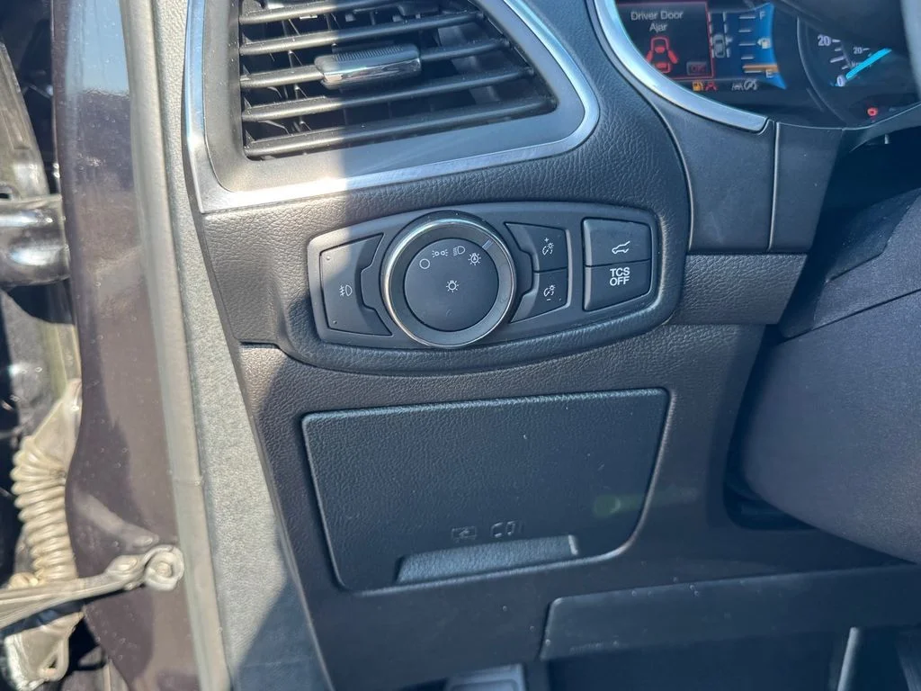 Used 2019 Black Ford Titanium image 23