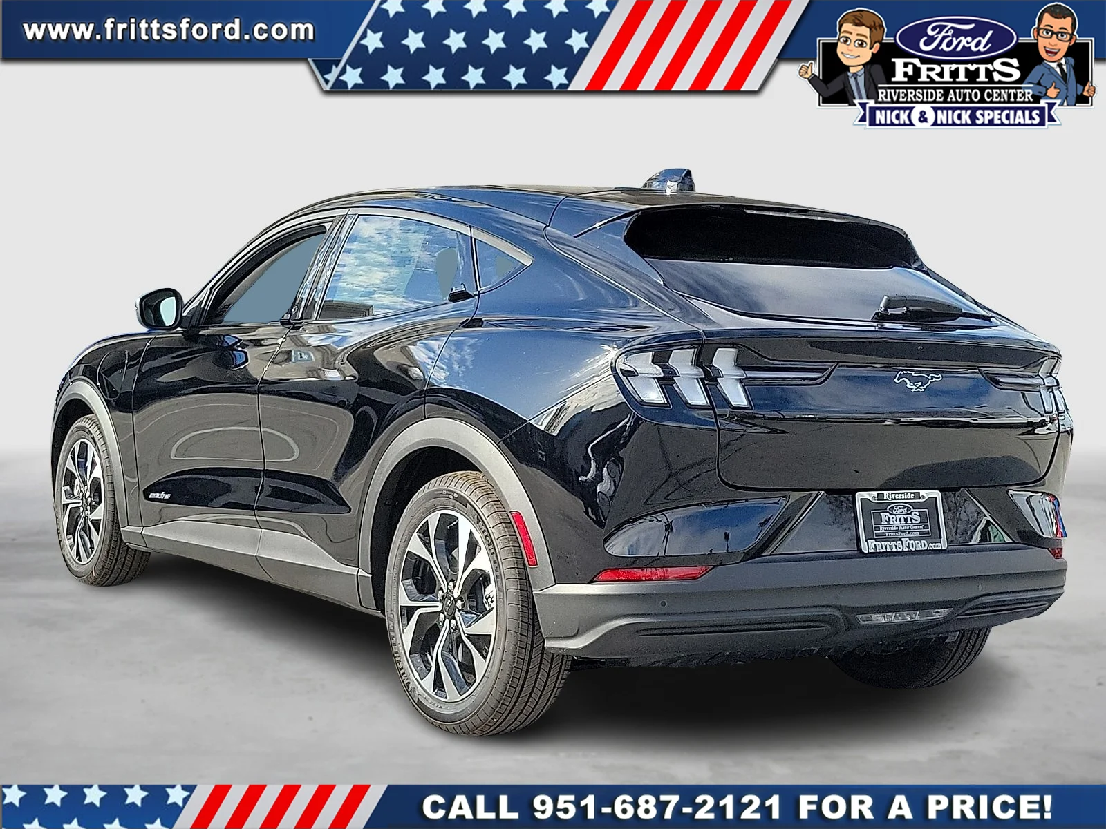 New 2026 Shadow Black Ford Select image 2
