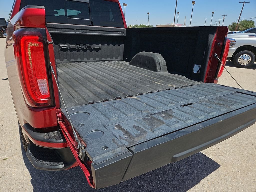 Used 2022 Red GMC Denali image 10