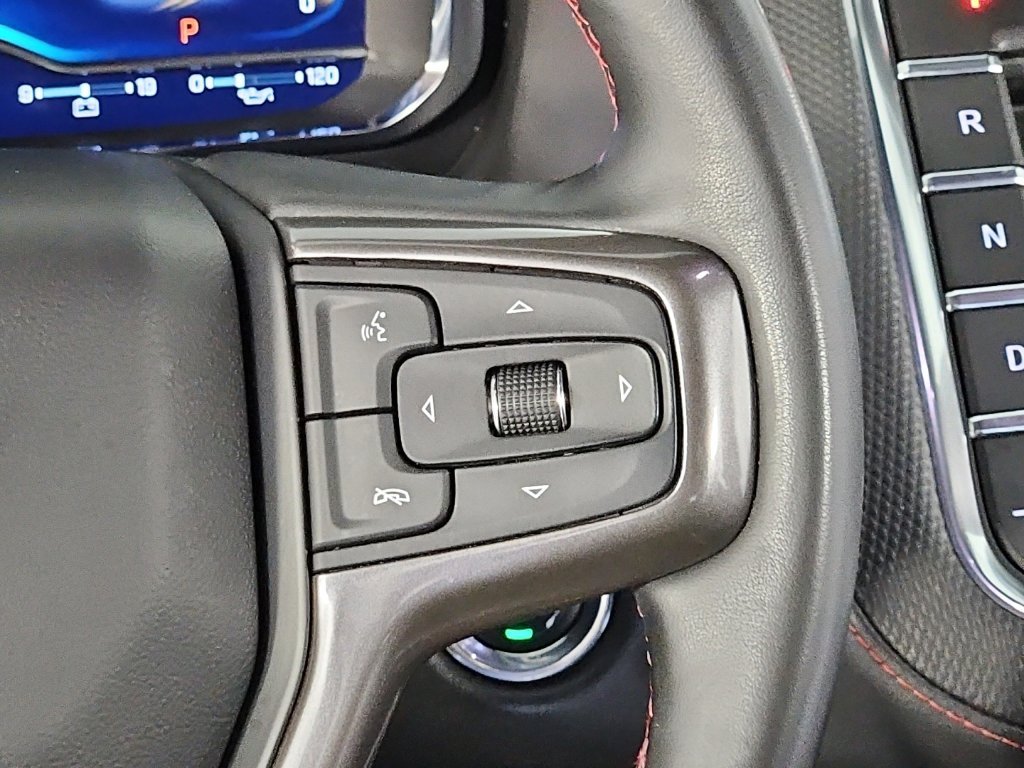 Used 2023 Pearl Chevrolet RST image 30