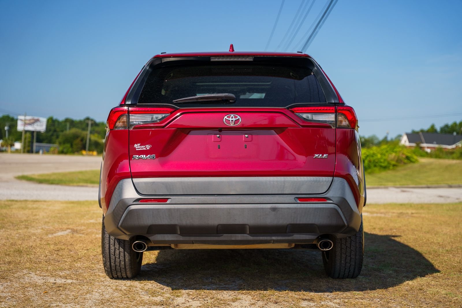 Used 2019 Red Toyota XLE image 5