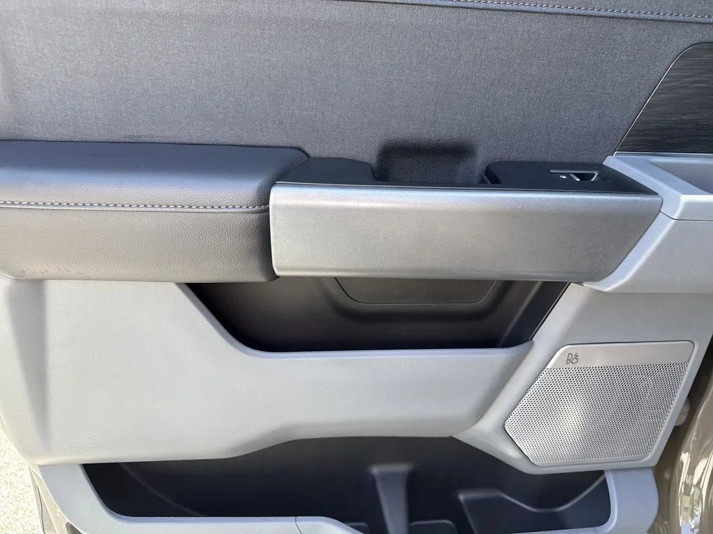 Used 2025 Gray Ford Lariat image 20
