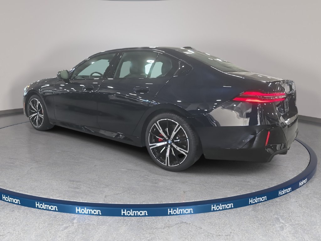 Used 2027 Carbon Black Metallic BMW 530i image 6
