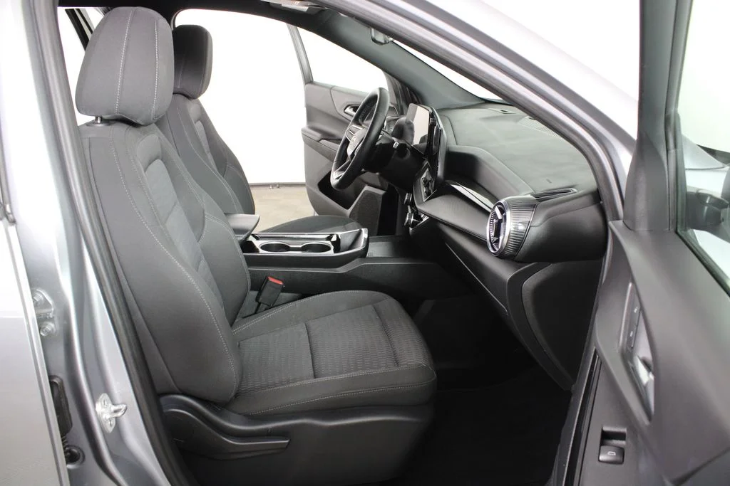 2025 Chevrolet Equinox LT - Photo 16