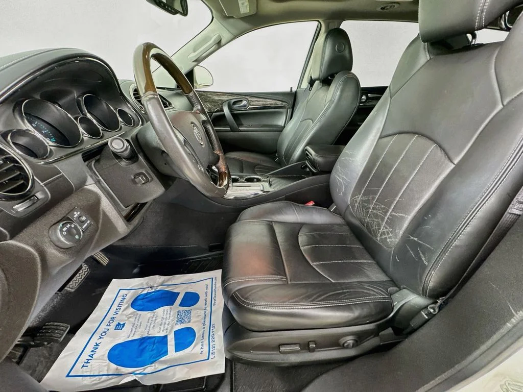 Used 2013 White Diamond Clearcoat Buick Premium Group image 25
