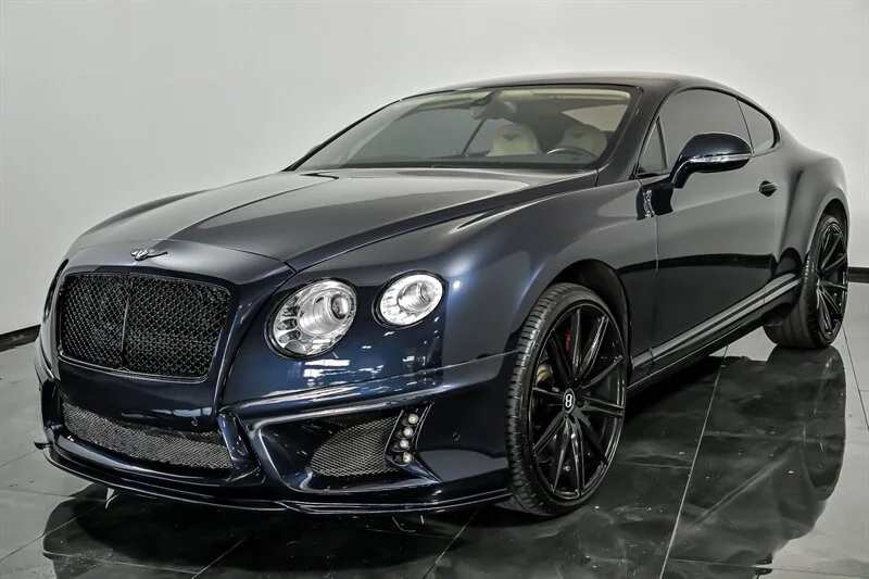 Used 2012 Blue Crystal Metallic Bentley GT image 5