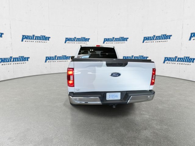 Used 2022 Oxford White Ford XLT image 9