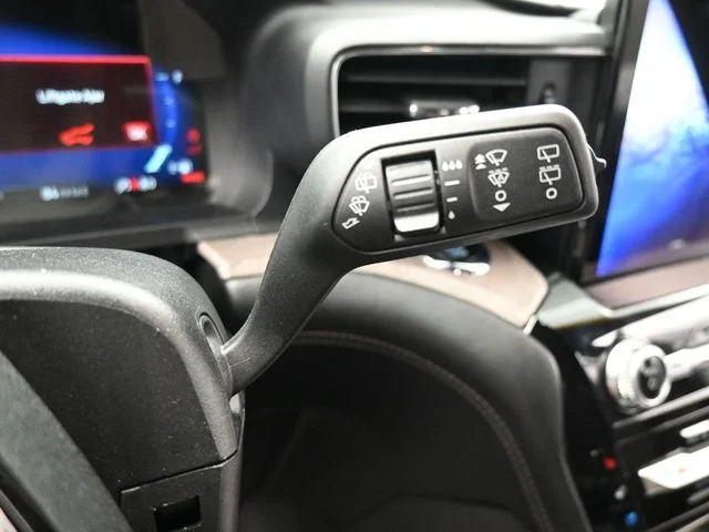 Used 2023 Silver Ford Platinum image 21