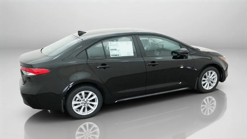 New 2027 Inked Toyota LE image 8