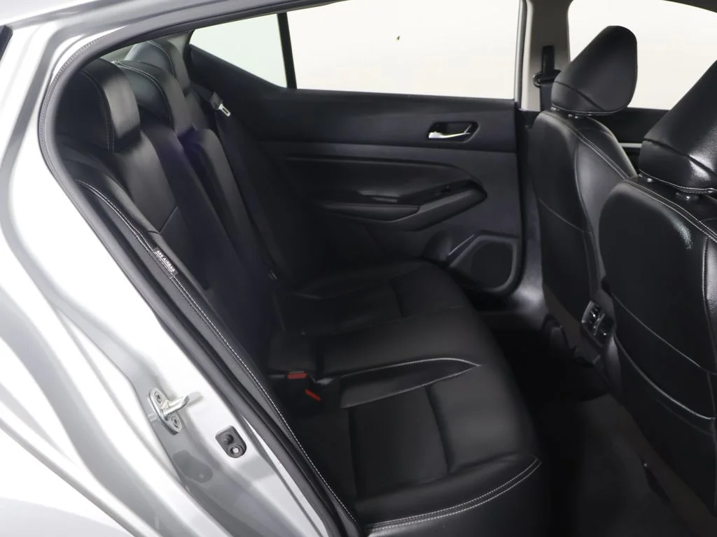 Used 2024 Silver Nissan 2.5 SL image 32