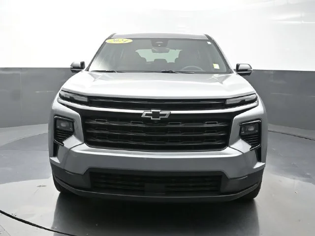 Used 2024 Gray Chevrolet LS image 2