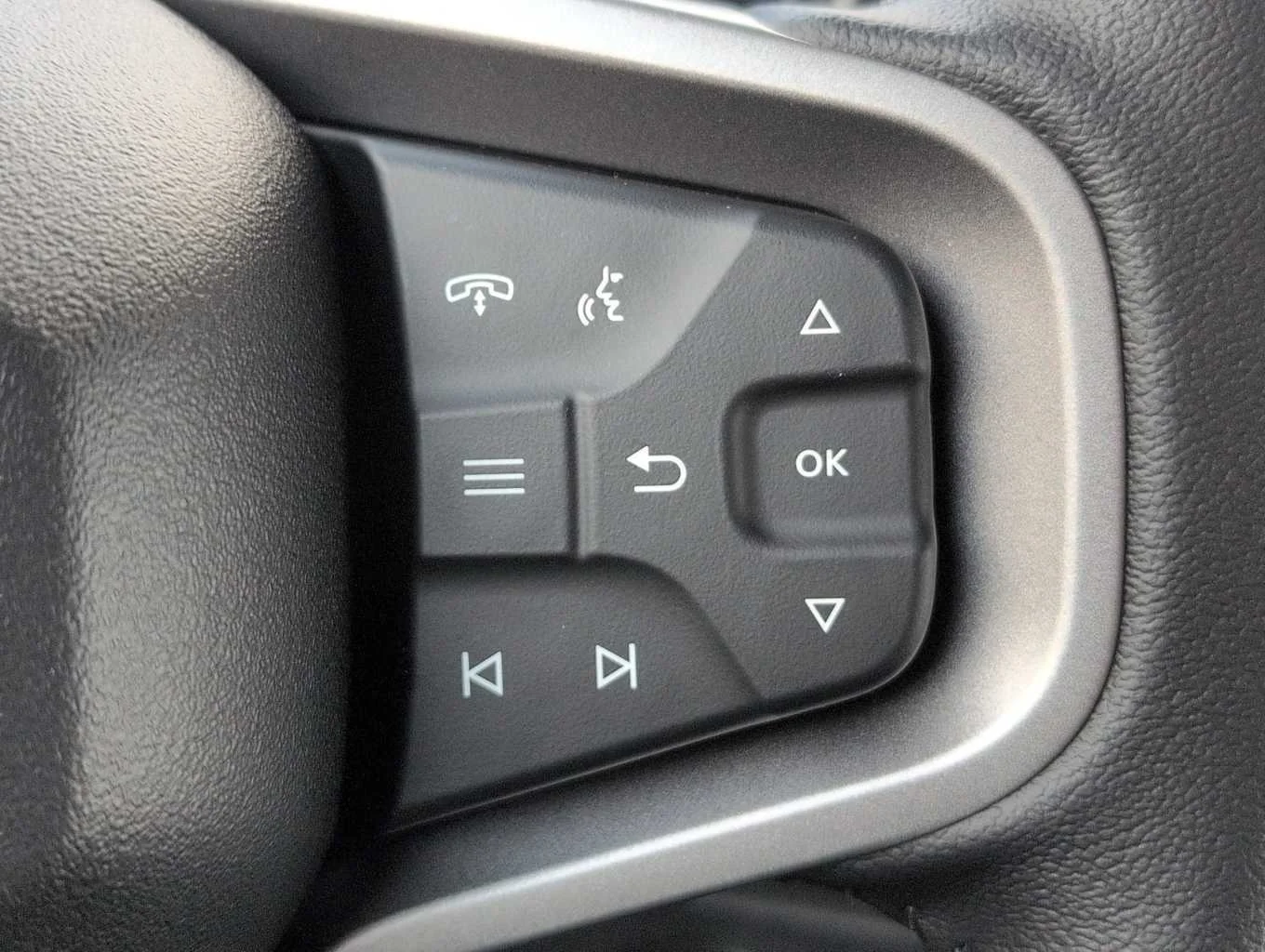 New 2026 Avalanche Gray Ford Big Bend® image 22