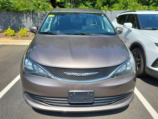 Used 2017 Chrysler Pacifica LX with VIN 2C4RC1CG8HR534720 for sale in Newnan, GA