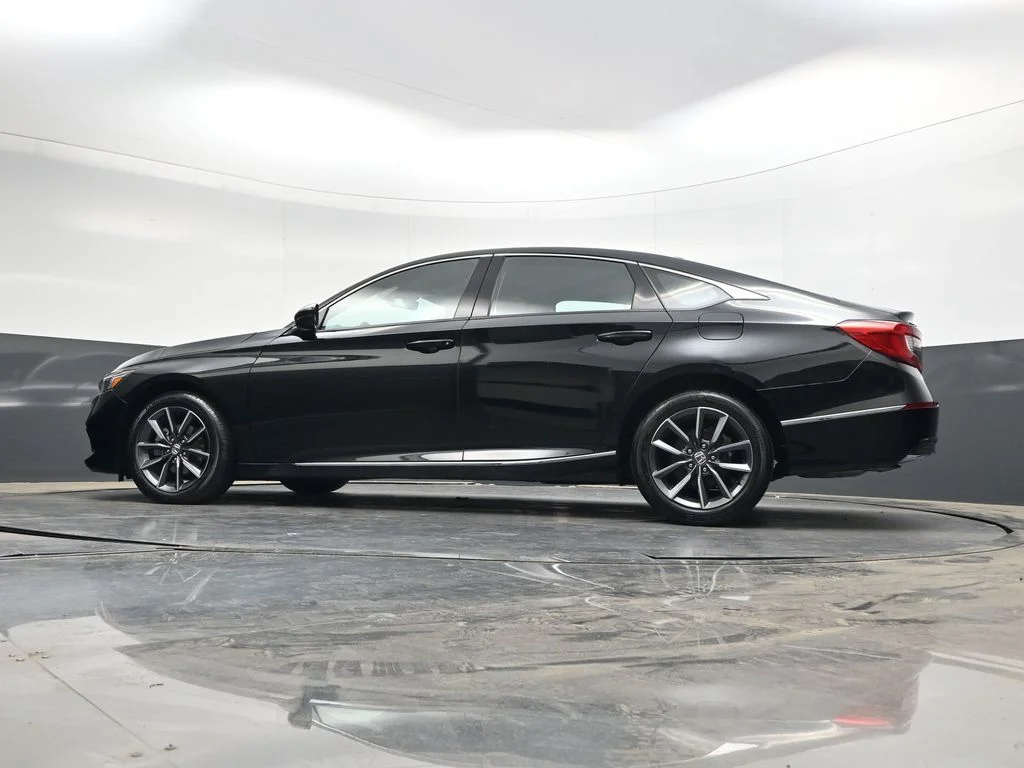 Used 2022 Crystal Black Pearl Honda EX-L image 35