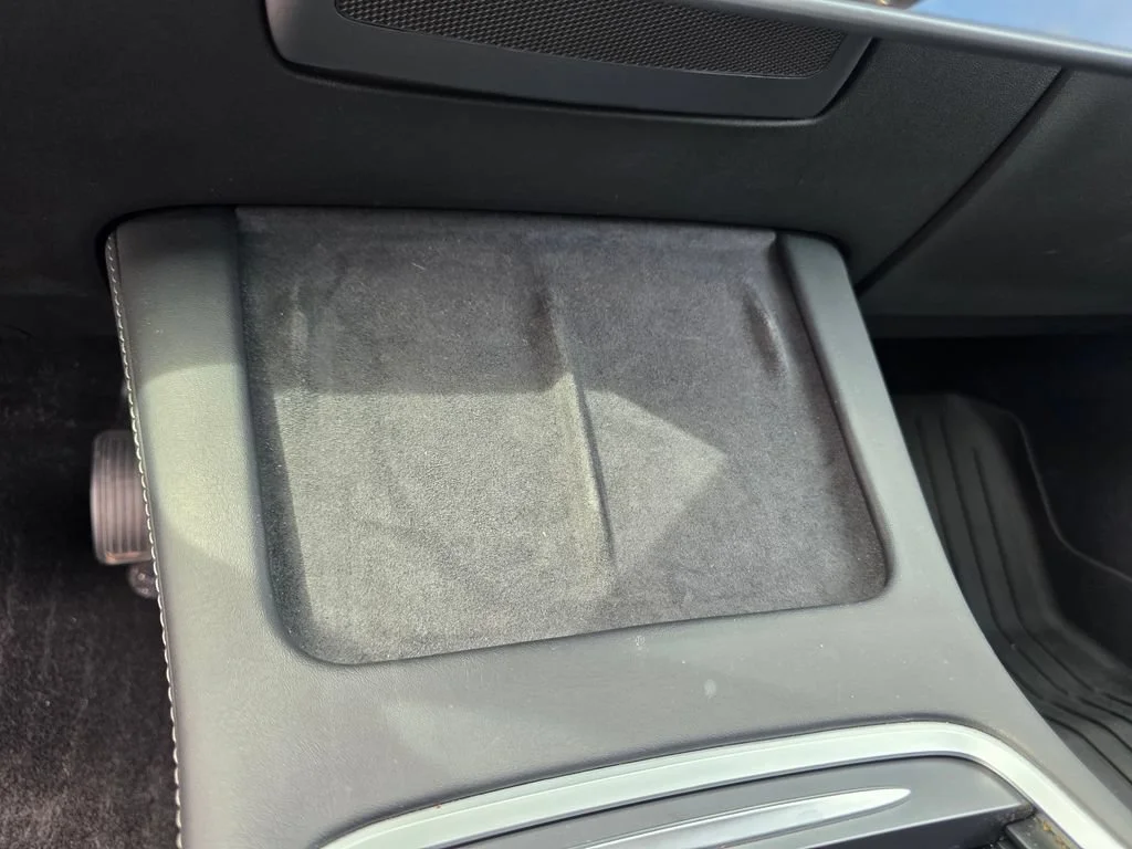 Used 2022  Tesla RWD image 18