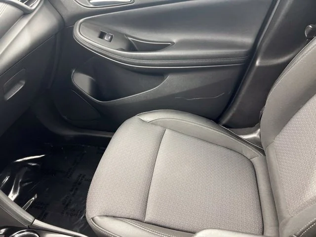 Used 2022 Gray Buick Select image 17