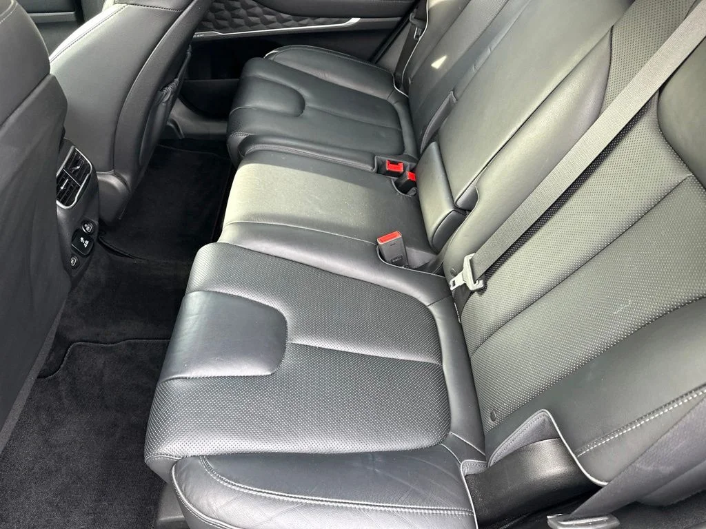 Used 2021 Quartz White Hyundai Limited image 15