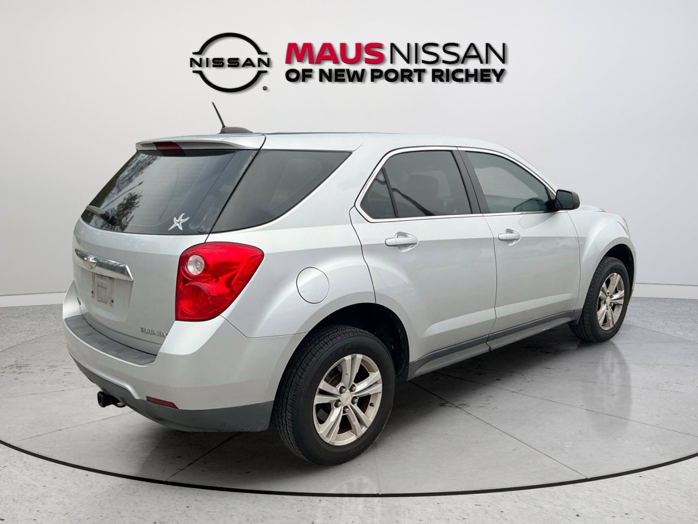 Used 2015 Silver Ice Metallic Chevrolet LS image 7