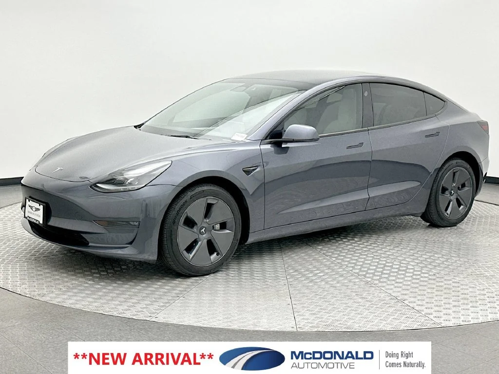 Used 2023 Black Tesla Long Range image 1