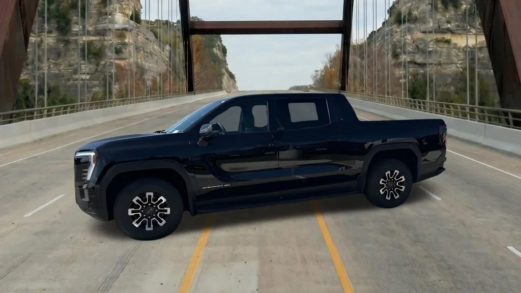New 2026 Onyx Black GMC Elevation Extended Range image 4
