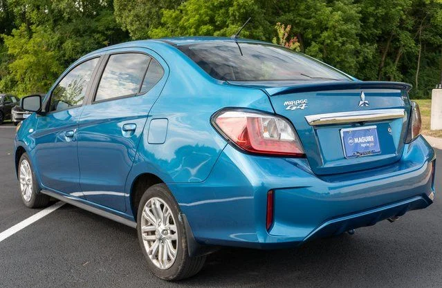 Used 2024 Blue Mitsubishi LE image 8