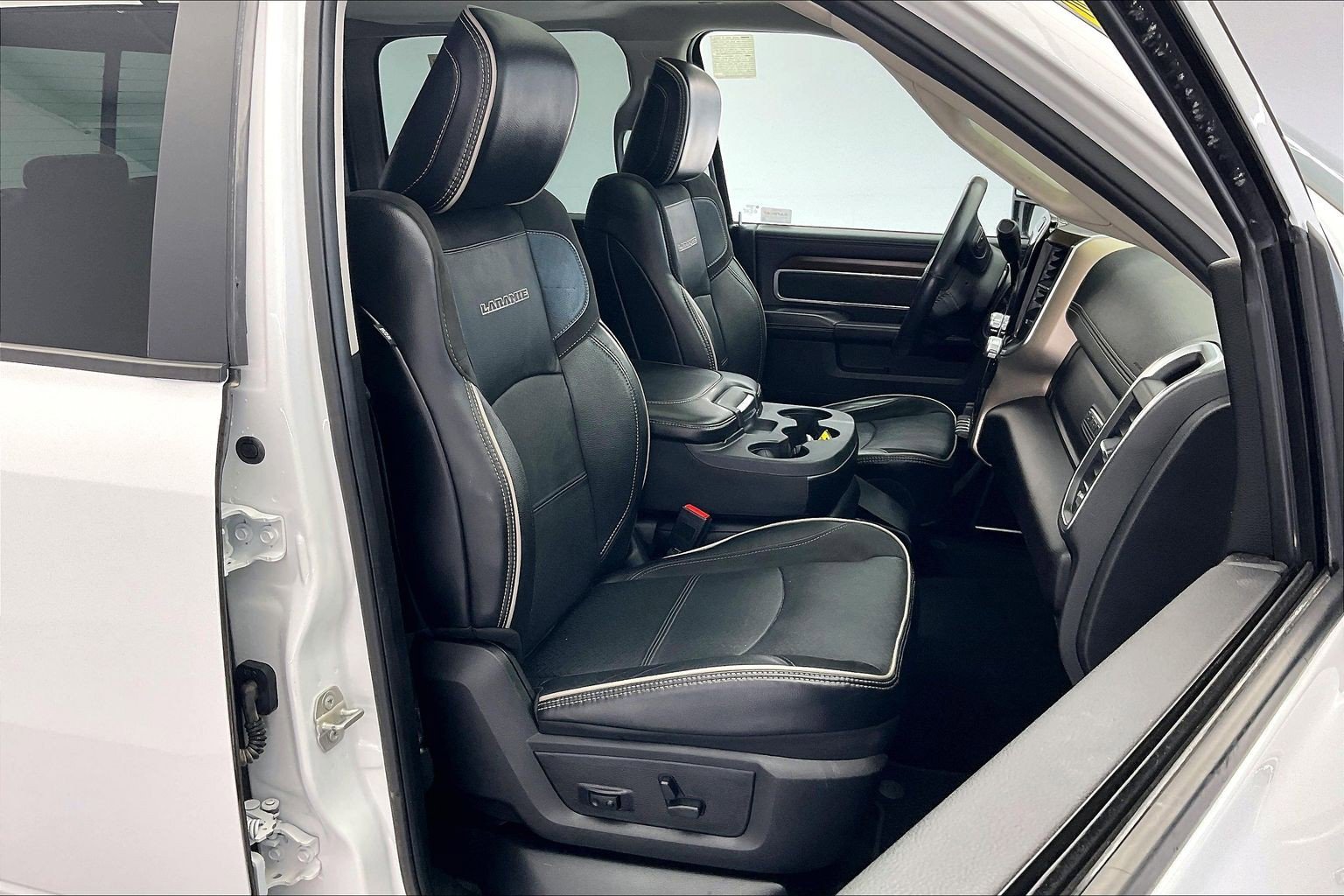 Used 2023 Bright White Clearcoat Ram Laramie image 6