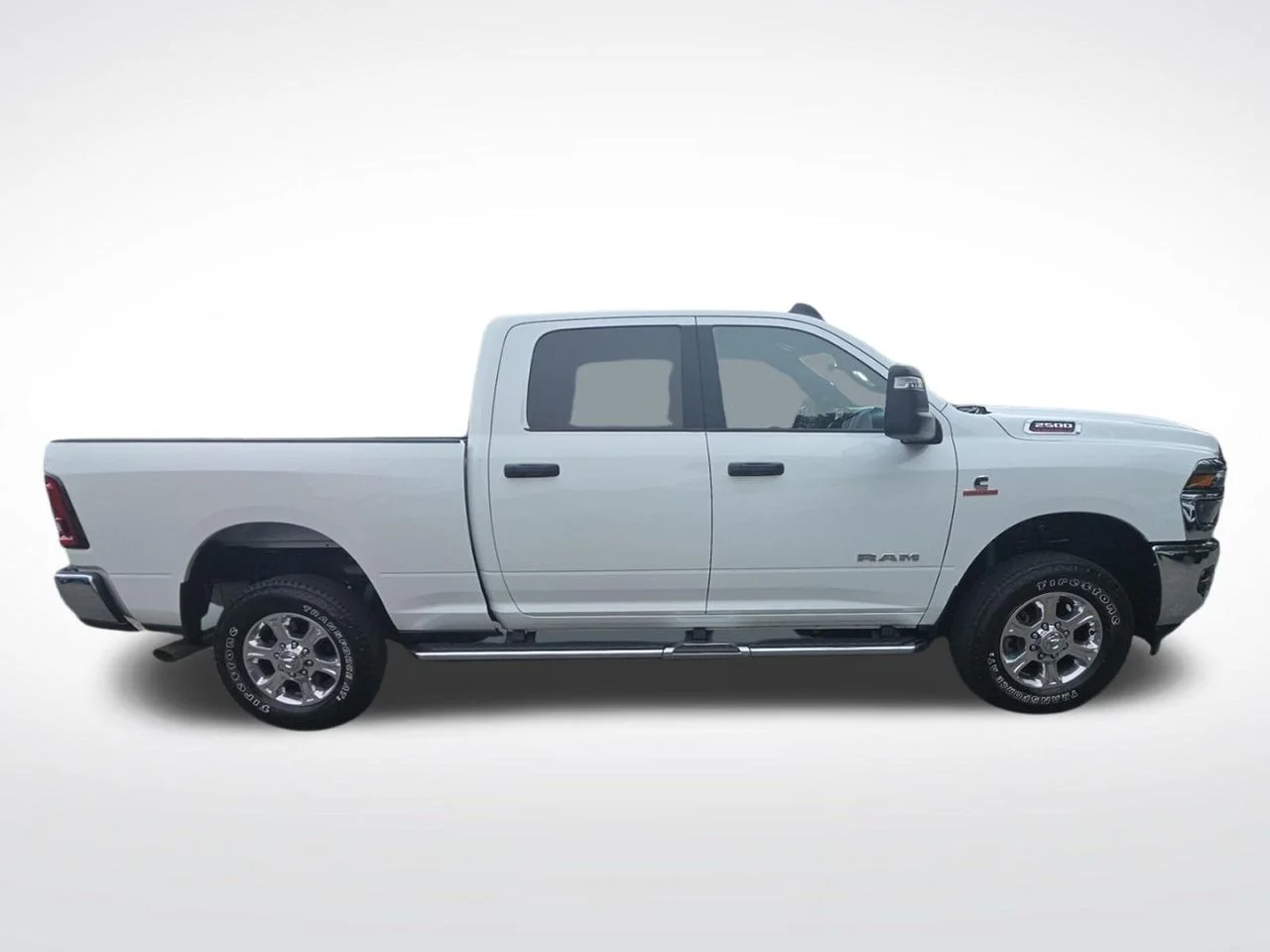 Used 2025 White Ram Big Horn image 6