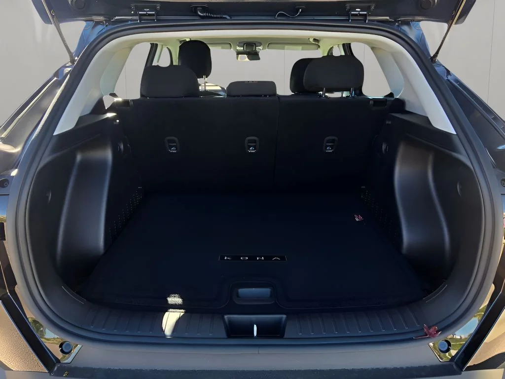 Used 2026 Abyss Black Pearl Hyundai SE image 26