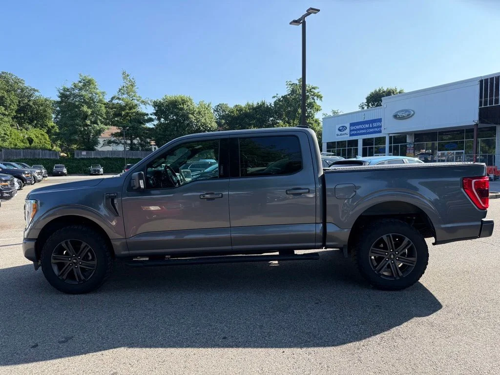 Used 2021 Gray Ford XLT image 5