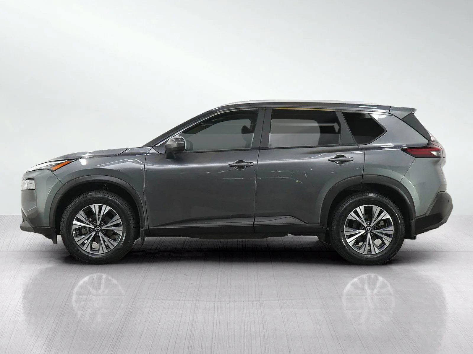 Used 2023 Nissan Rogue SV with VIN 5N1BT3BB0PC884784 for sale in Minneapolis, Minnesota