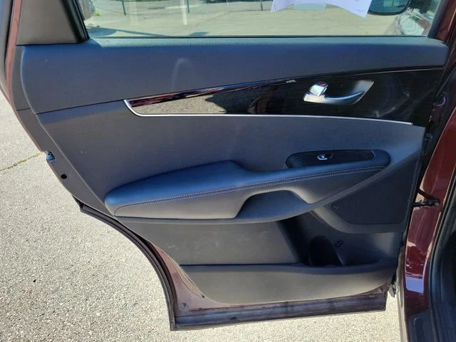 Used 2019 Purple Kia EX image 18