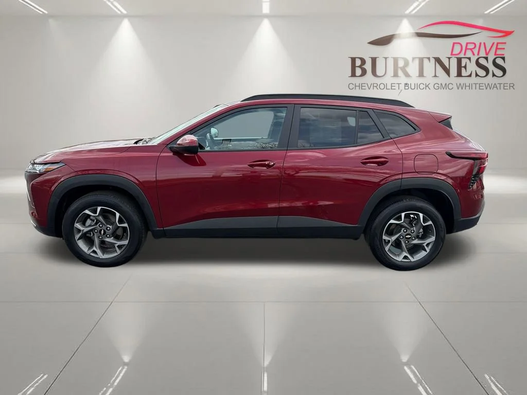 Certified Used 2025 Crimson Metallic Chevrolet LT image 5