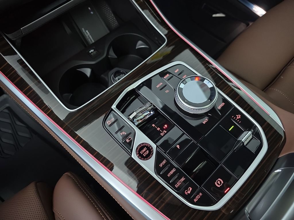 2026 BMW X5 50e - Photo 25