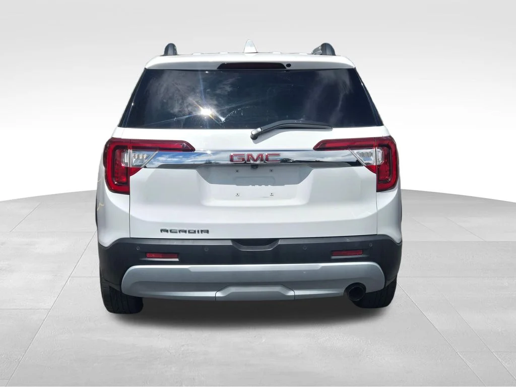 Used 2021 White GMC SLE image 4