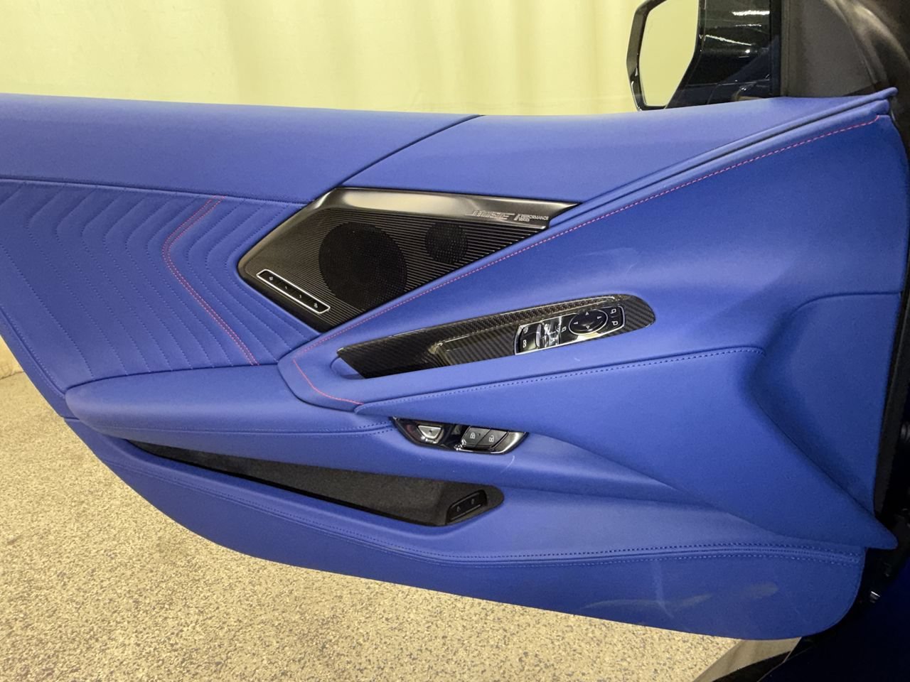 2027 Chevrolet Corvette 3LT - Photo 17