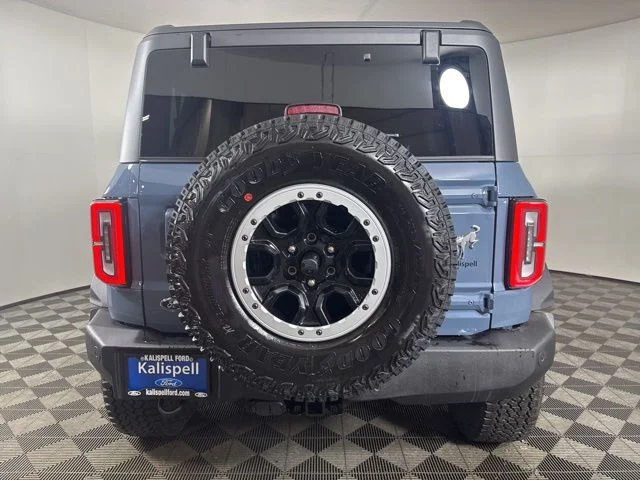 New 2025 Azure Gray Metallic Tri-Coat Ford Outer Banks image 22