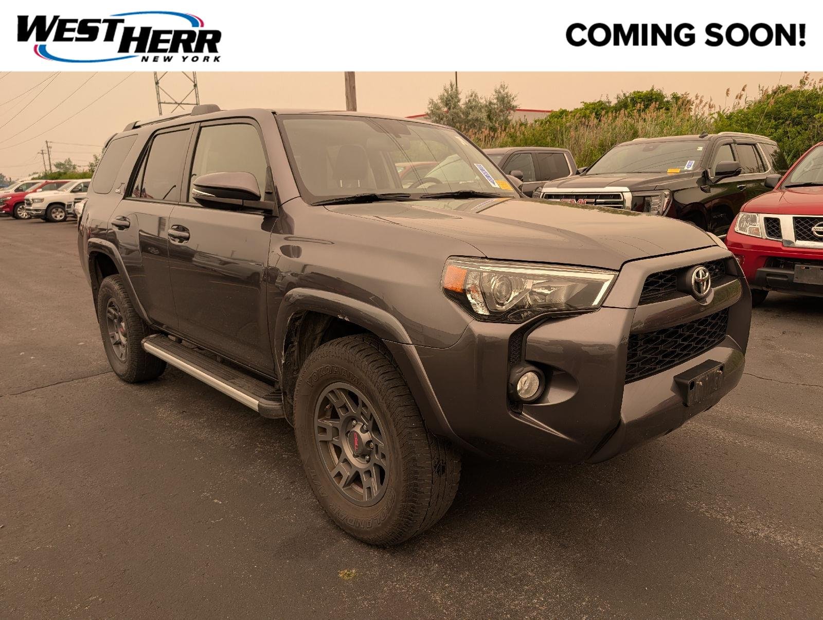 Used 2019 Magnetic Gray Metallic Toyota SR5 Premium image 1