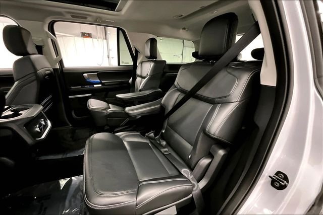 2025 Ford Expedition Platinum - Photo 26