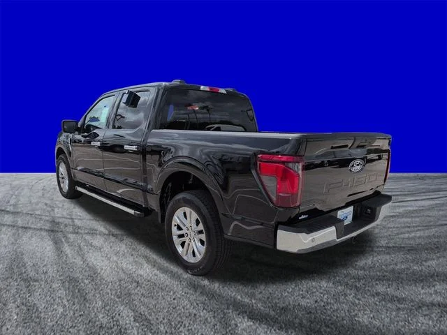 New 2026 Agate Black Metallic Ford XLT image 6
