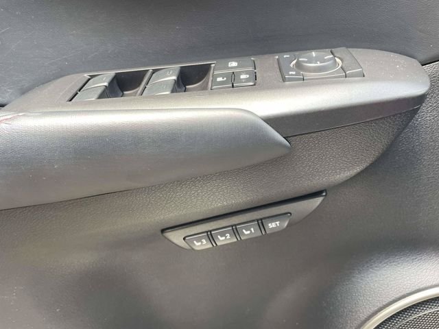 Used 2015 Atomic Silver Lexus 200t F Sport image 9