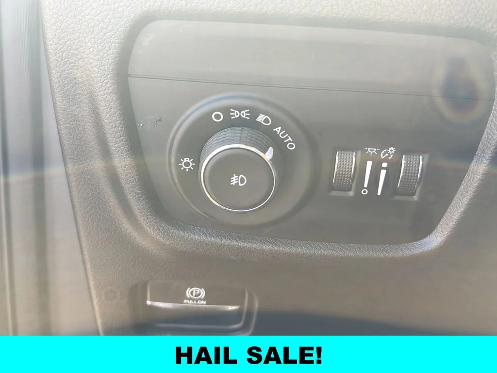 Certified Used 2022 Gray Jeep Summit image 19