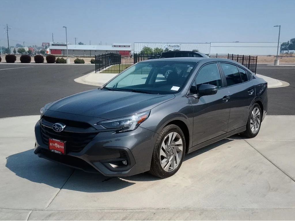 Certified Used 2025 MAGNETITE GRAY METALLIC Subaru Limited image 7