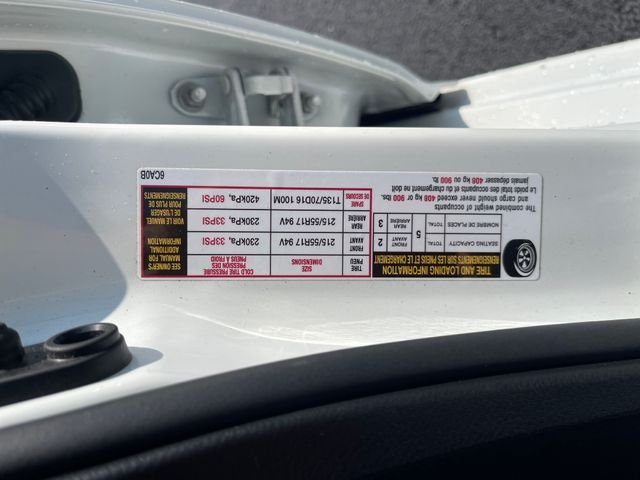 Used 2025 White Nissan 2.5 SV image 23