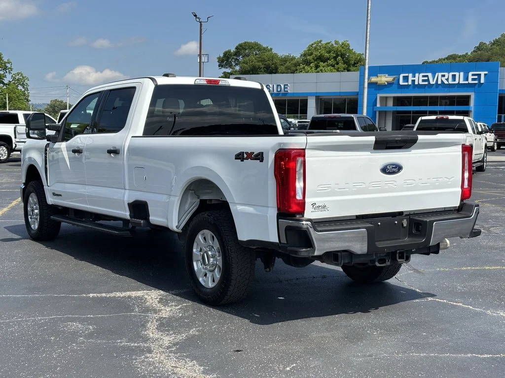 Used 2024 White Ford XLT image 7