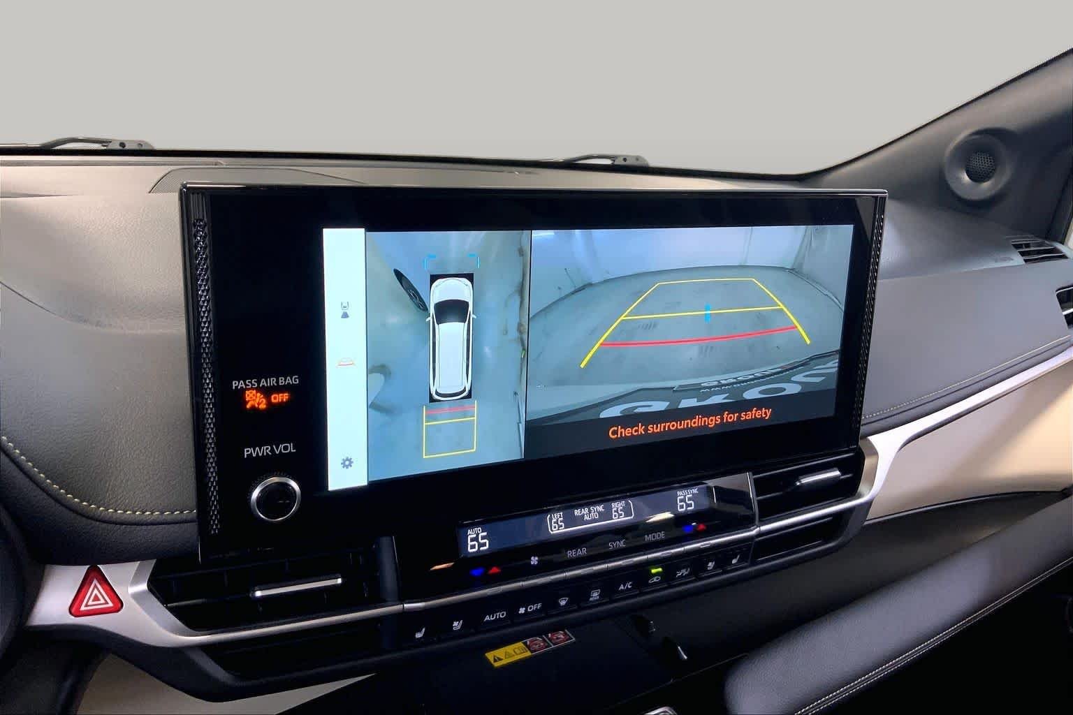 Used 2025 Wind Chill Pearl Toyota Platinum image 26