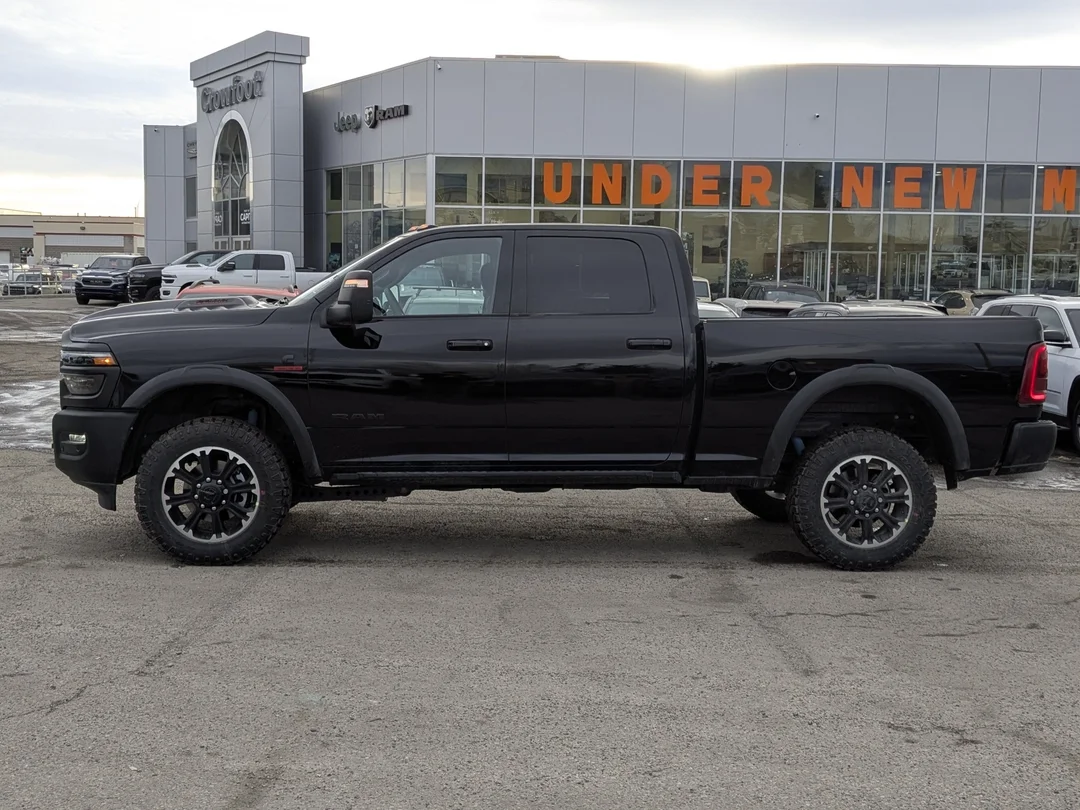 New 2026 Black RAM Rebel - - 4x4 - Cummins HO Diesel - Level 1 & Safety Grp - 5th Wheel Tow Grp & More! image 5