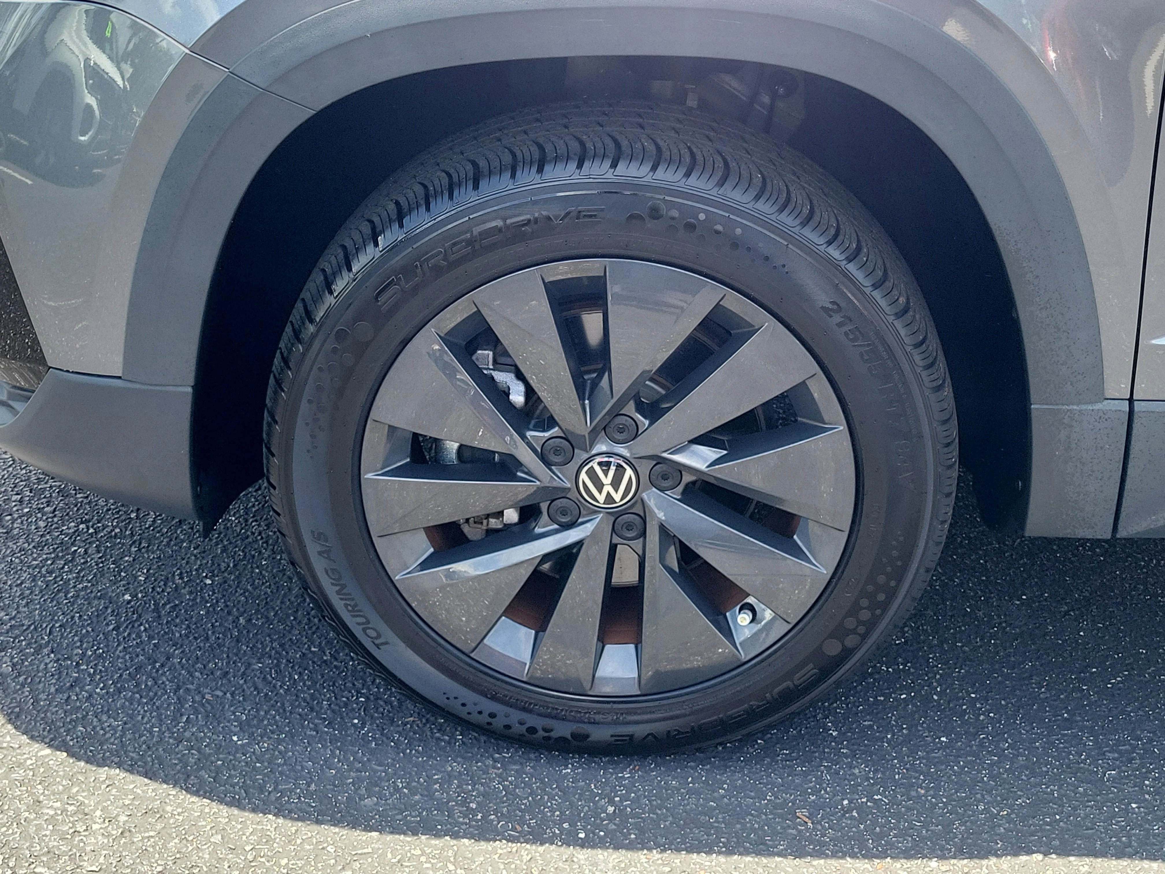 Used 2022 Gray Volkswagen 1.5T S image 28