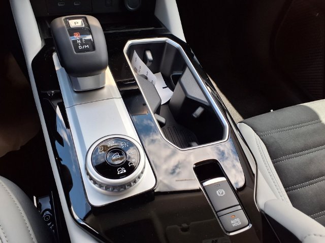 New 2026 Black Mitsubishi SE image 11