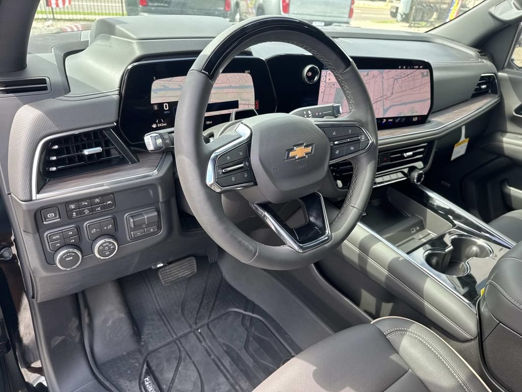 2026 Chevrolet Suburban Premier - Photo 20