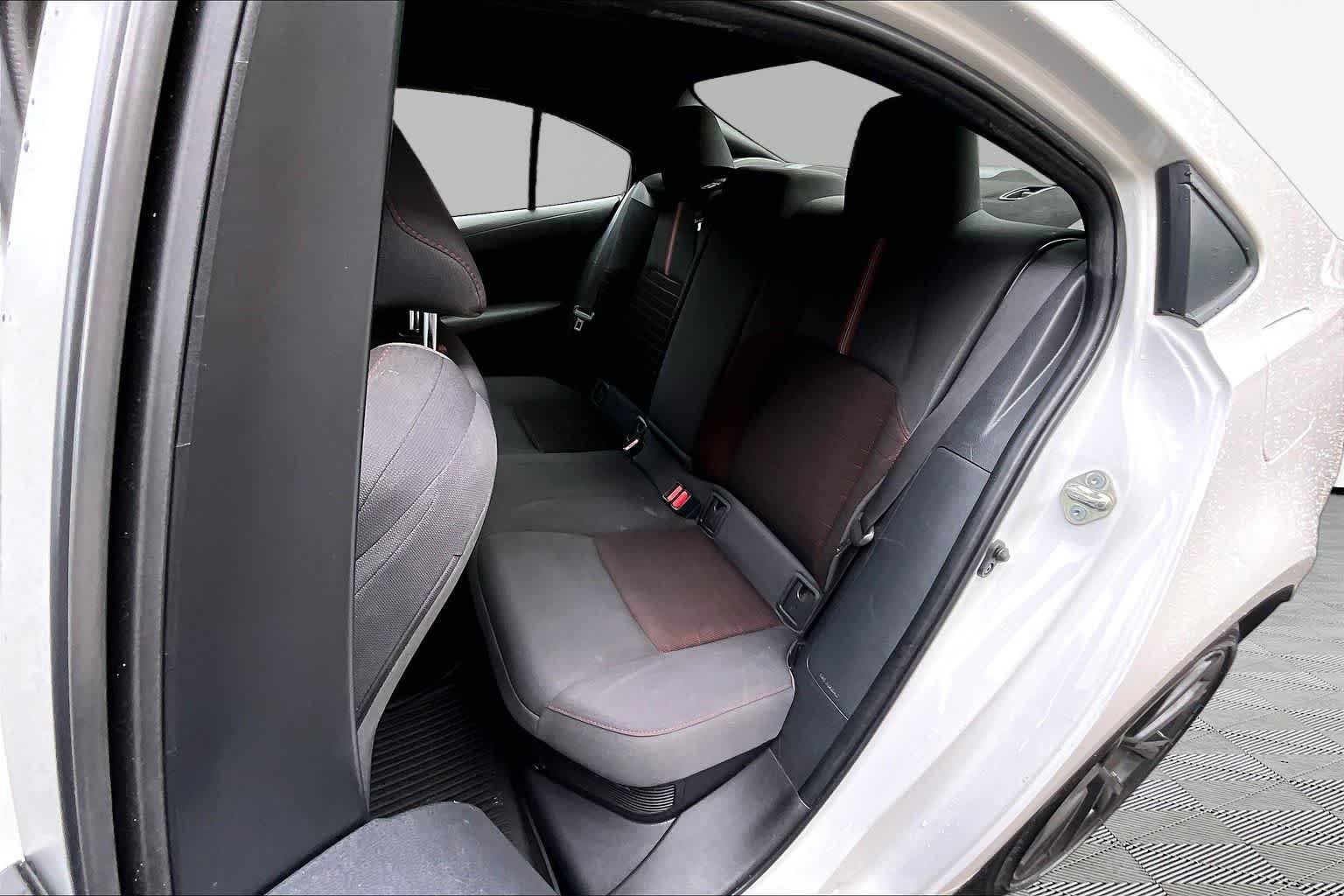 Used 2024 Ice Cap Toyota Hybrid SE image 21